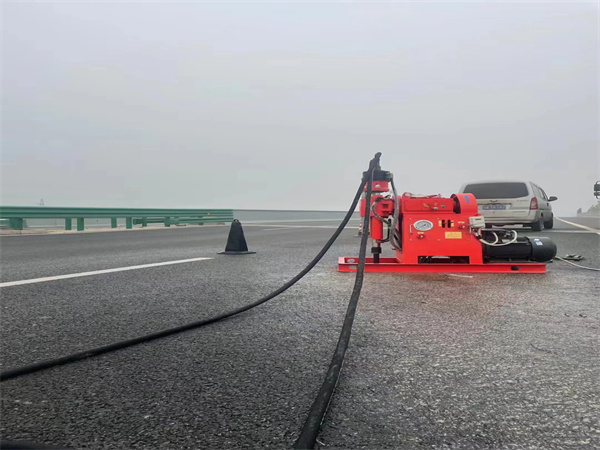 信阳马路路基路面开裂下沉注浆加固灌浆